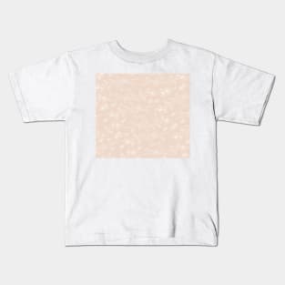 pohutukawa branch pattern on beige Kids T-Shirt